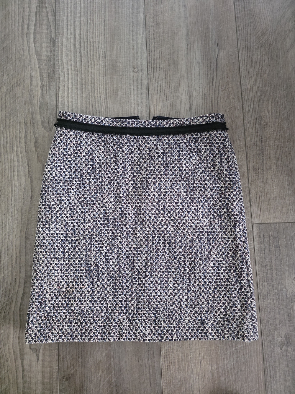 Ann Taylor Navy and White Tweed Pencil Skirt